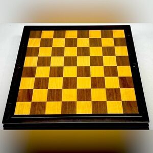 “Bombay Company” Premier - Wood Backgammon/ Chess Checker Set / Circa Late 90’s